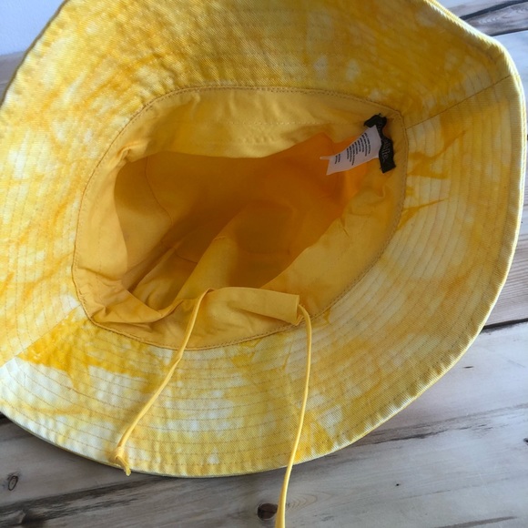 NWOT WILD FABLE Bucket Hat - Yellow - Picture 9 of 9